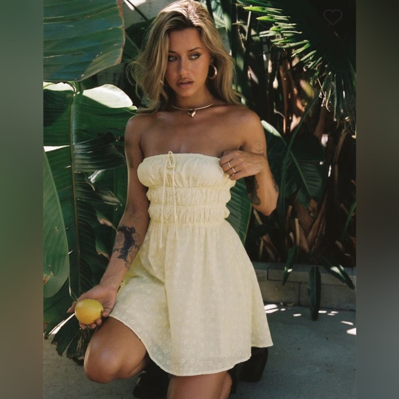 Princess Polly Dresses & Skirts - Princess Polly Narlia mini dress Lemon